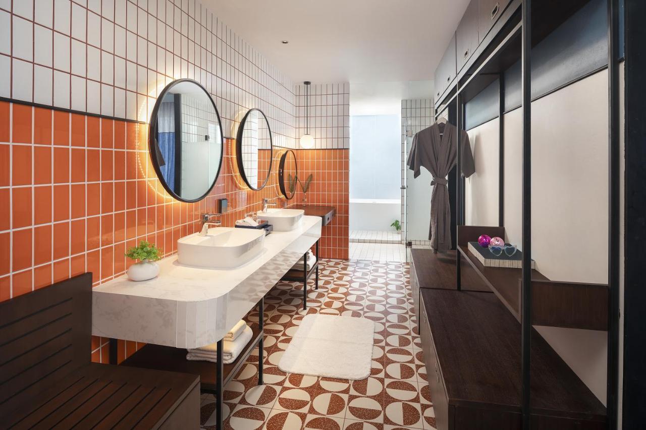 Avani Chaweng Samui Hotel & Beach Club - Adults Only Exterior photo Bathroom